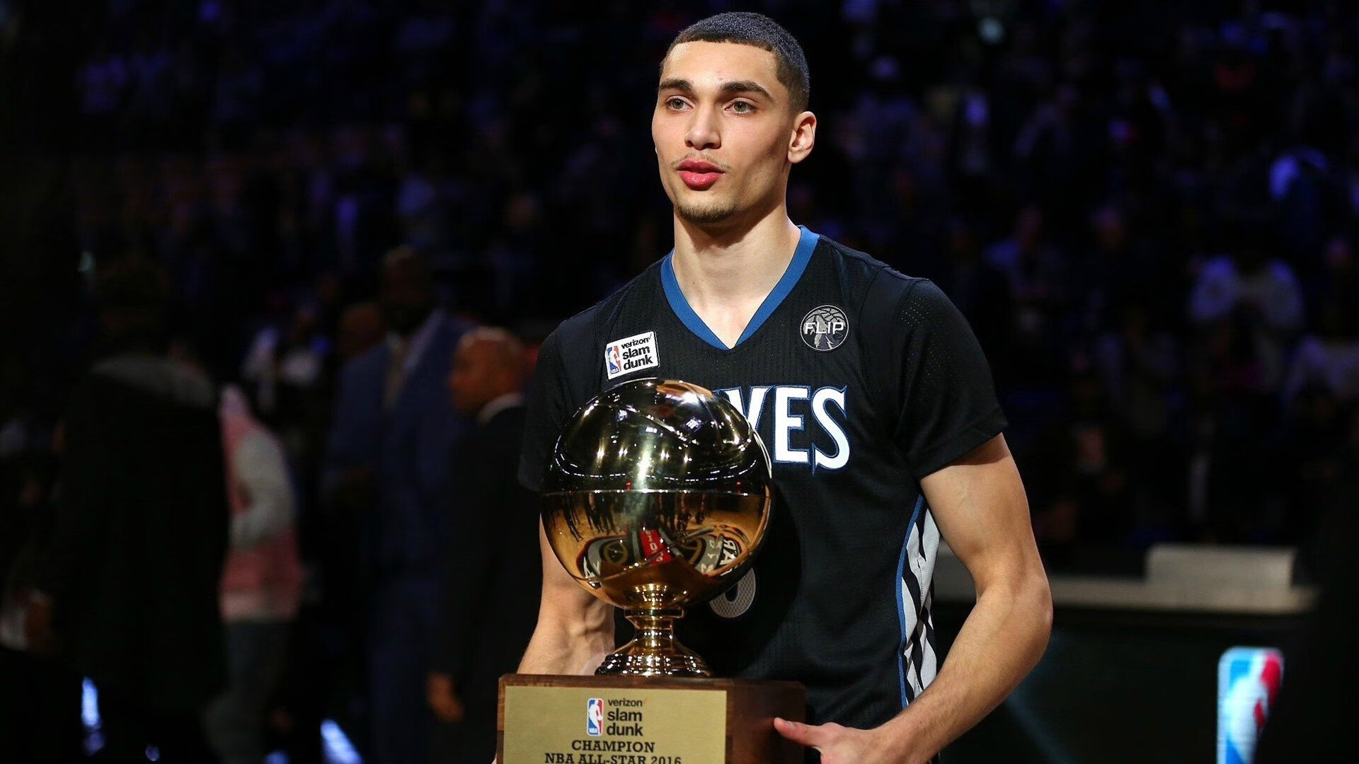 卡拉格质疑利物浦锋线安排,利物浦格拉利什